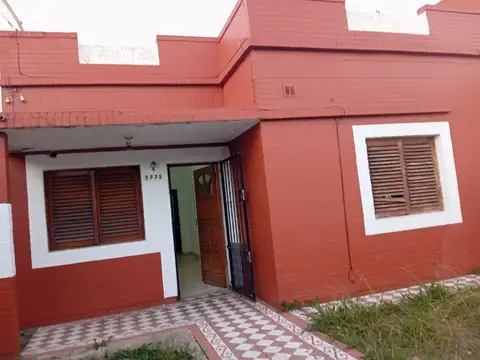 CASA VENTA 4 AMB. LANUS OESTE OPORT. 2 VIVIENDAS