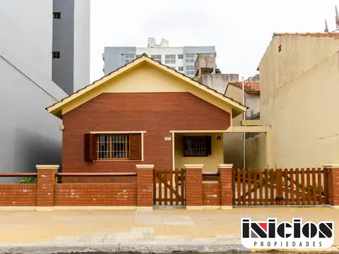 Casa Sólida en Ubicación Estratégica - C1035