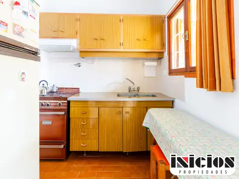 Casa 3 ambientes con 1 baño