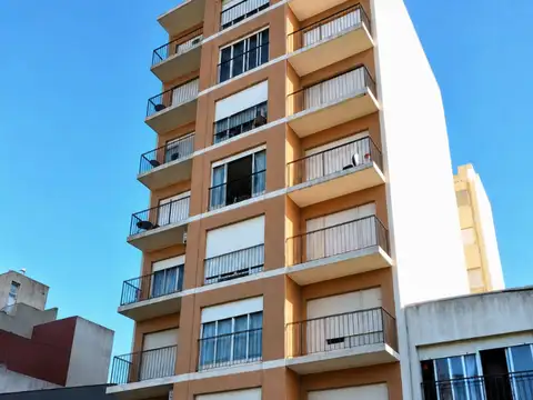 Departamento en Quintana 135 6º Piso "C"