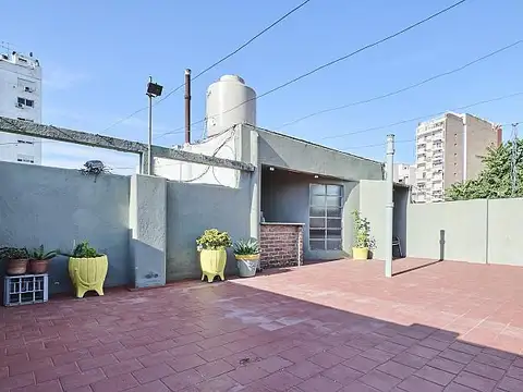 Departamento 3 ambientes PH Luminoso Buen estado con terraza en Palermo