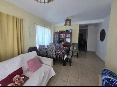 Departamento 4 ambientes con 1 baño