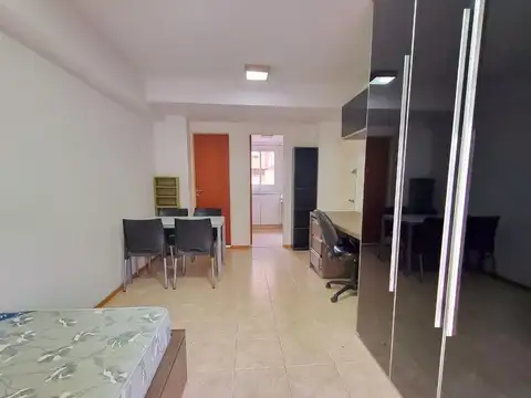 Departamento en Alquiler en Centro, $ 430.000