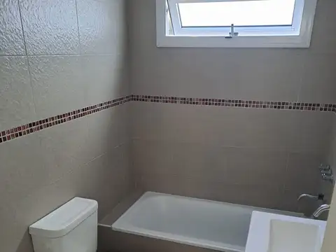 Departamento en Alquiler en Villa Luro, $ 420.000