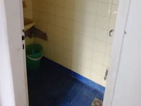 Local en Alquiler en Olivos Maipu/Uzal, $ 400.000