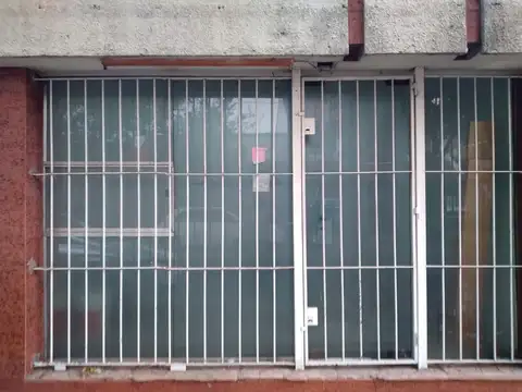 Local al frente sin expensas
