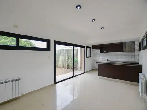 DUPLEX EN VENTA LA PLATA 3 DORMITORIOS