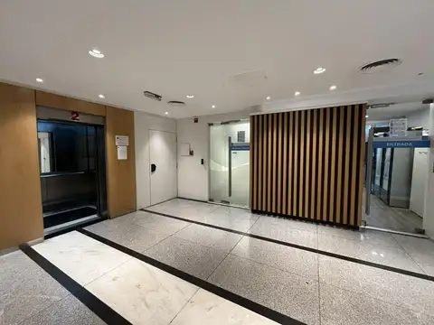 Oficina Monoambiente con 9 baños