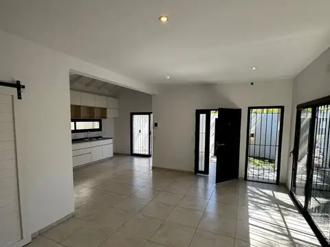 Casa Chalet  en Venta en General Pacheco, Tigre, G.B.A. Zona Norte