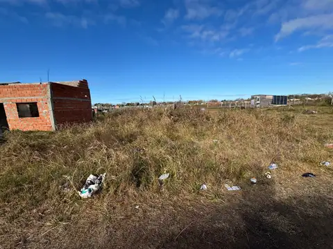 Terreno en Venta en Mar Del Tuyu, USD 5.500