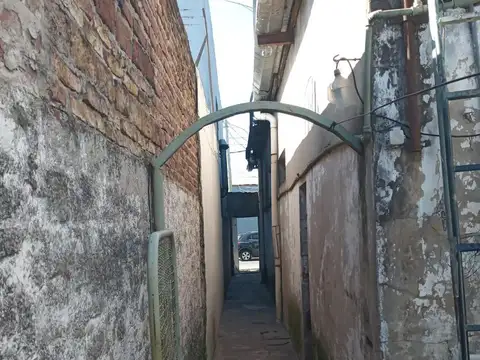 Local en Alquiler en Tablada, $ 850.000