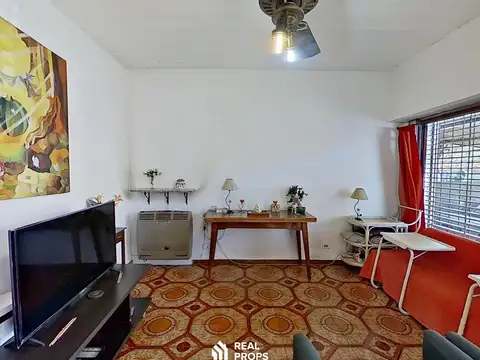 Venta Casa Hurlingam 2 Plantas con Pileta y 3 cocheras