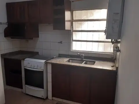 Depto Tipo Casa en Alquiler de 2 dormitorios