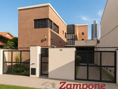 Casa de 5 Ambientes con jardín en Temperley