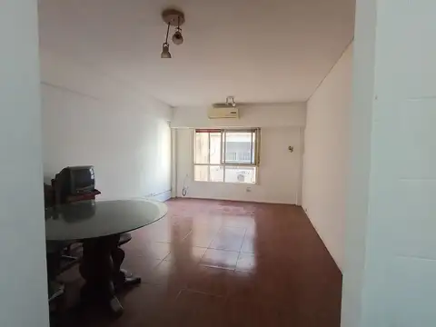 Suipacha 900