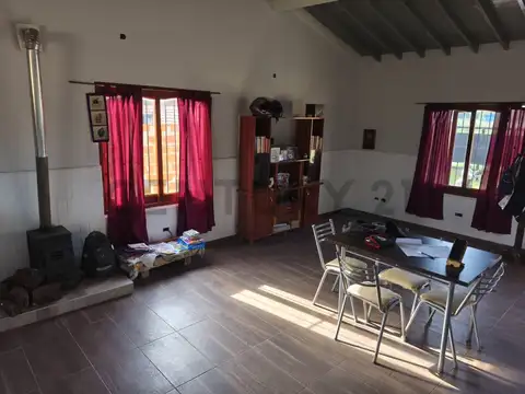 Casa en Venta con 1 cochera