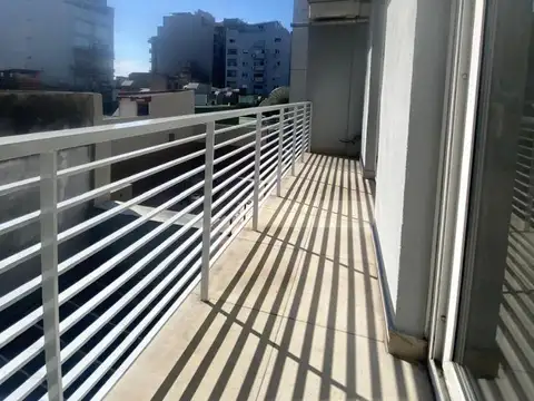 Monoambiente en Colegiales CON COCHERA