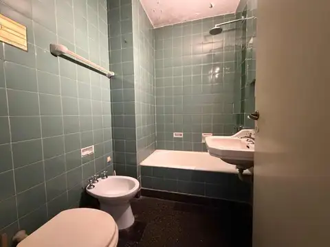 VENTA DEPARTAMENTO 2 AMBIENTES MARTINEZ CENTRO