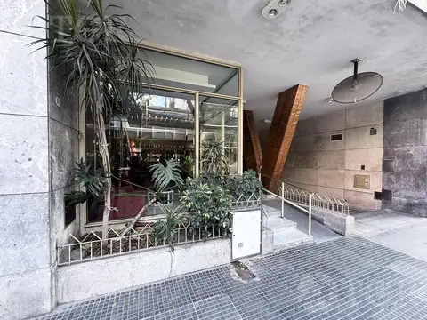 Departamento 3 ambientes con Dependencia y balcón en Almagro.