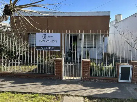 153 e/ 67 y 68 1700, Piso 0