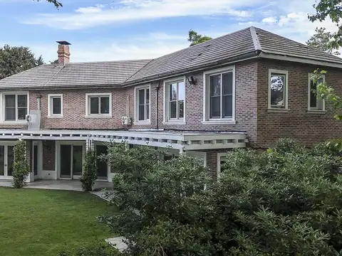 Casa en venta en San Jorge Village. Excelente ubicación. Detalles de categoría.