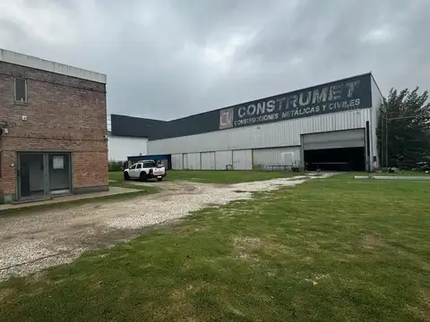 Galpon con oficinas sobre Avenida Circunvalacion