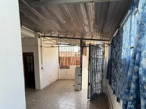 Depto Tipo Casa en Venta en Rosario, USD 54.000