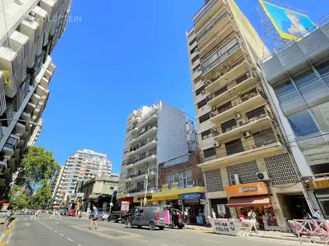 Av. Corrientes  al 4600