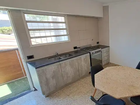 Departamento en Alquiler en Echesortu, $ 720.000