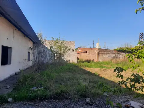 Galpon en Venta 50  mts Fondo