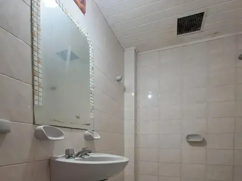 Depto Tipo Casa en Alquiler en José León Suárez, $ 800.000