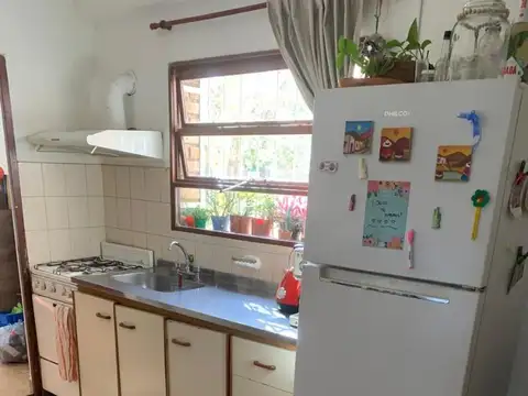 Departamento 4 ambientes con 2 baños