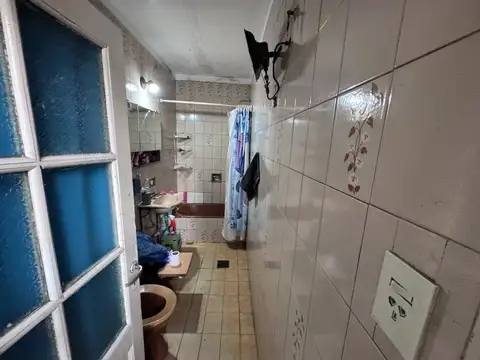 Depto Tipo Casa en Venta en Parque Chacabuco, USD 130.000