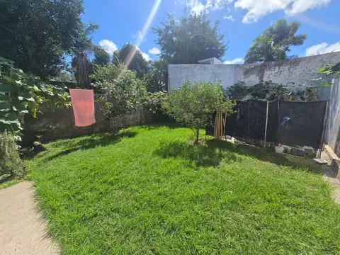 Depto Tipo Casa en Alquiler de 2 ambientes