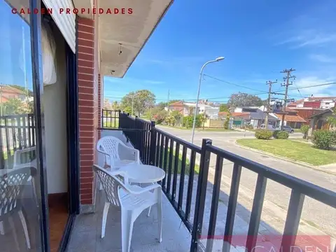 Monseñor De Andrea 3000