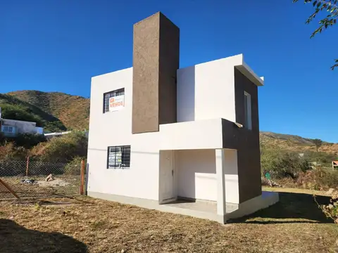 Casa a la venta en Comuna de San Roque. (C148)