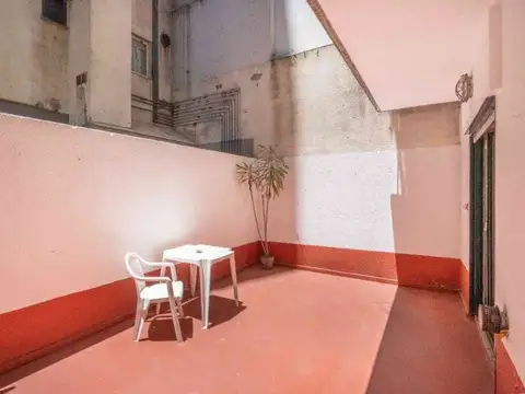 Avenida del Libertador 2600 , Piso 1