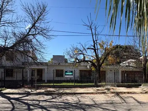 OPORTUNIDAD CASA A RECICLAR/DESARROLLO - CERRO DE LAS ROSAS