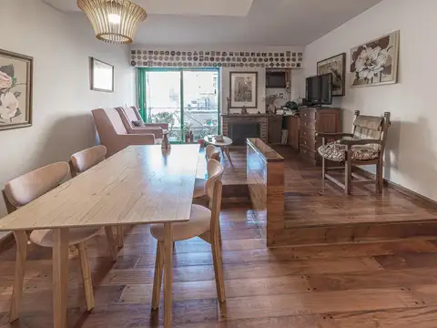 Angel justiniano Carranza al 2300