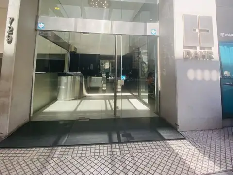 ALQUILER OFICINA - Opcional 2 cocheras. 