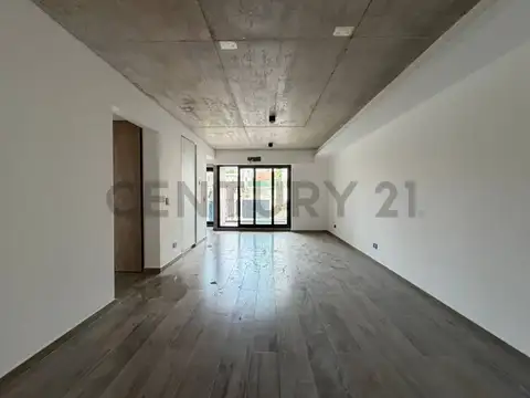 VENTA PH 3 AMBIENTES EN FLORES A ESTRENAR