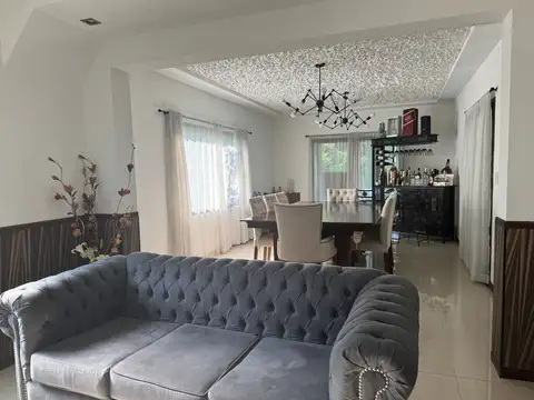 Casa Monoambiente con 5 baños