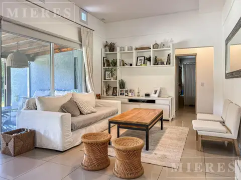 Casa en Venta en El Atardecer, USD 368.000