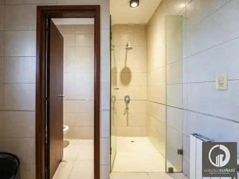 Venta casa SAN MARINO, FUNES HILLS , 3 dormitorios , Pileta