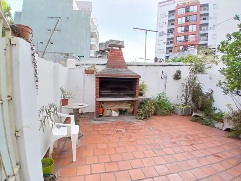 Depto Tipo Casa en Venta en Colegiales, USD 244.000