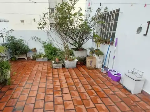 Depto Tipo Casa en Venta en Colegiales, USD 250.000