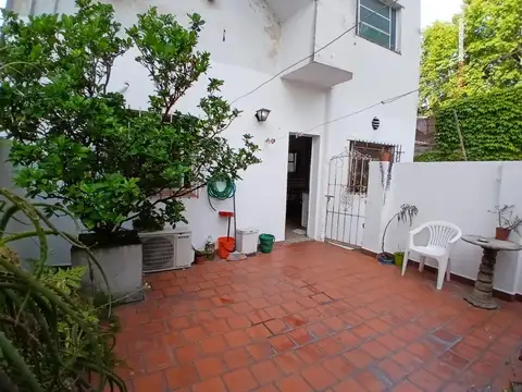 Depto Tipo Casa en Venta en Colegiales, USD 240.000