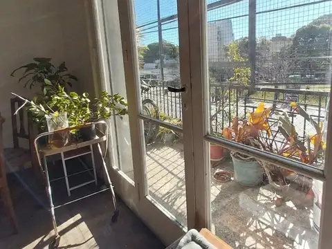 ALVAREZ THOMAS 1200 - PH 5 AMB PISO UNICO FRENTE A LA PLAZA