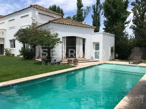SGM. Venta Casa 5 ambientes Piscina  Amenities Barrio Cerrado Solares del Talar ,El Talar. Proximo Panamericana