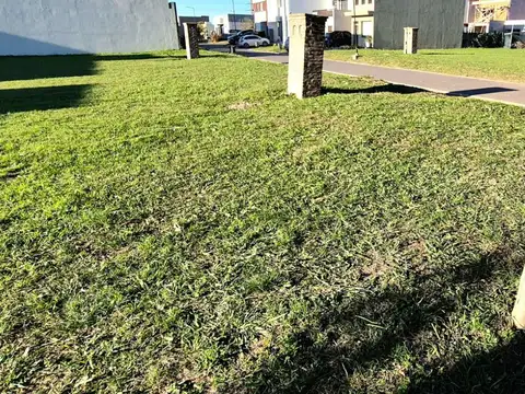 Terreno en Venta en Sourigues, USD 40.000